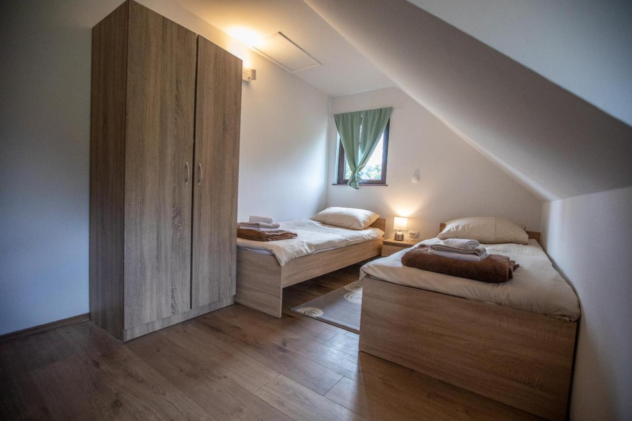 Apartmani Lara Modrus-Kuca Za Odmor Exterior foto