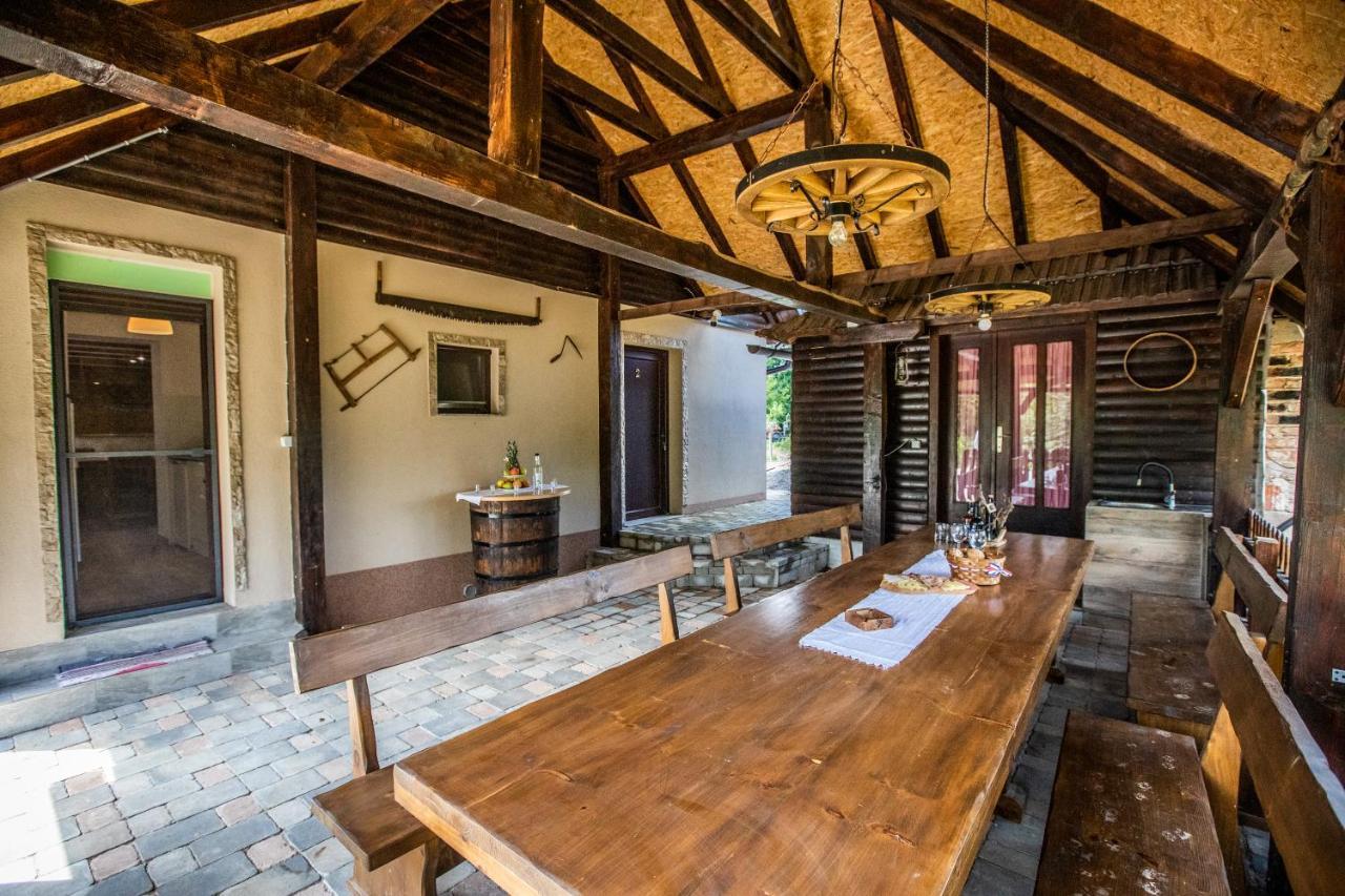 Apartmani Lara Modrus-Kuca Za Odmor Exterior foto